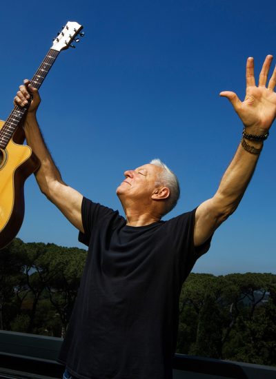 Tommy Emmanuel CGP photo credit Luciciano Viti